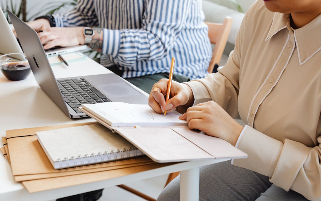 pexels-karolina-grabowska-7877219